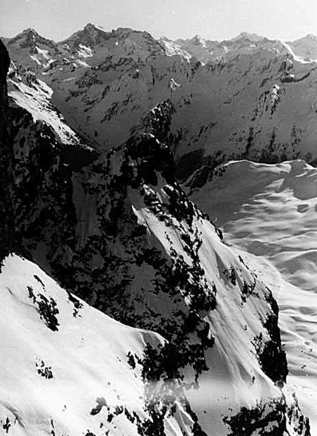 Pointe dAragon - Palas et Balatous - Vignemale au dernier plan