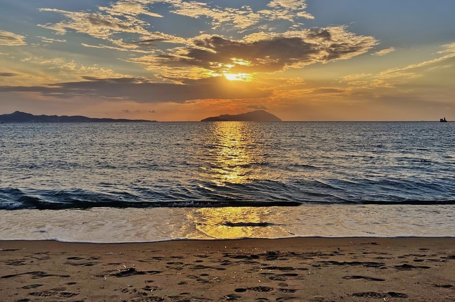 Sunset at Kimolos.