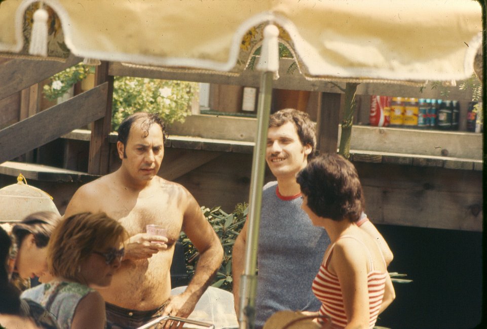 bvg_pools1_aug75.jpg