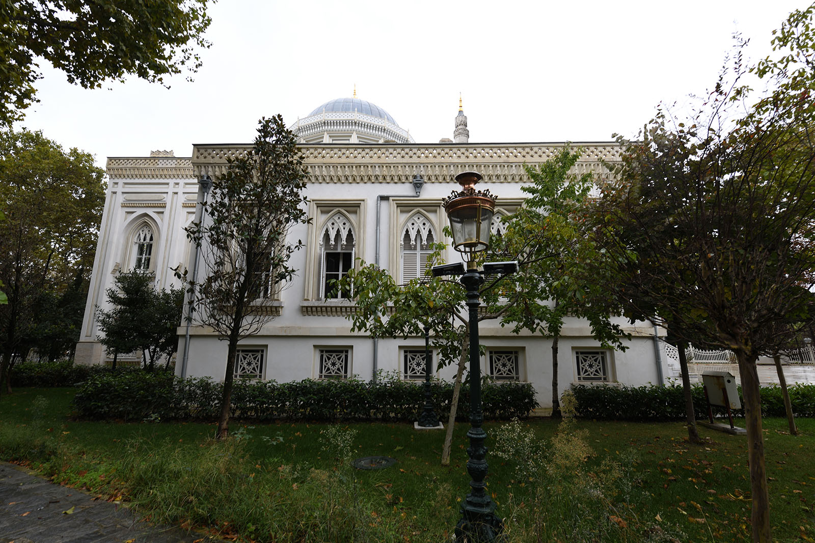 Istanbul Yildiz Hamidiye mosque oct 2019 7228.jpg