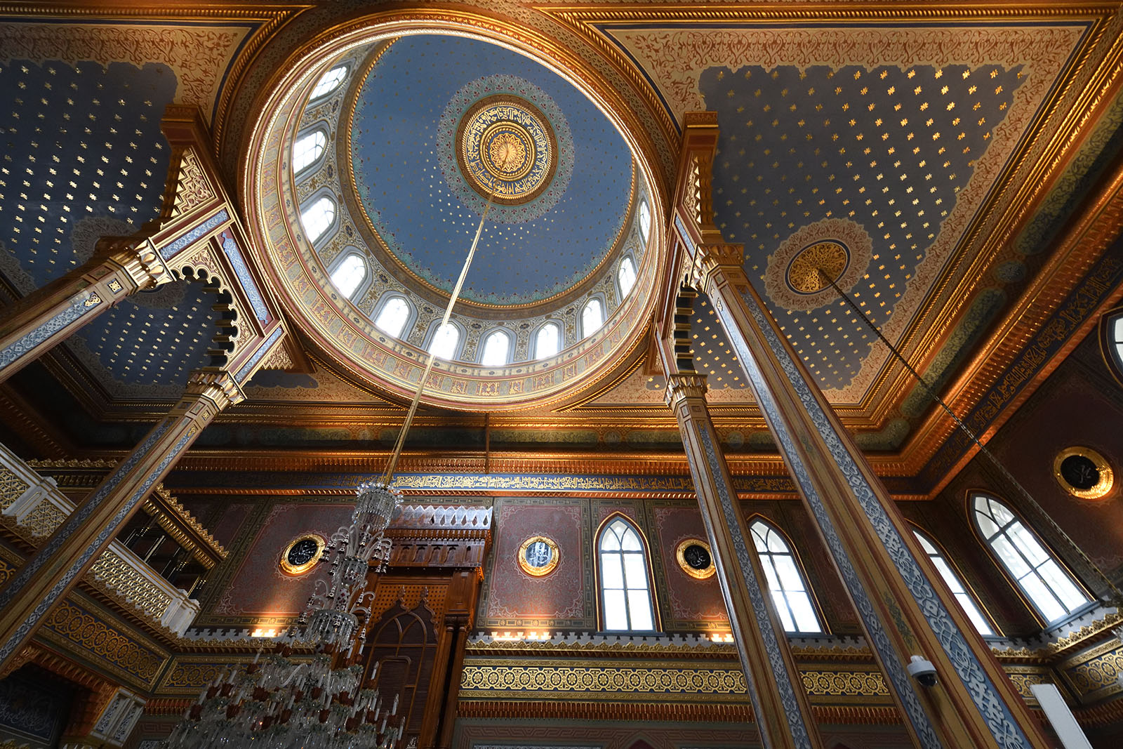 Istanbul Yildiz Hamidiye mosque oct 2019 7257.jpg