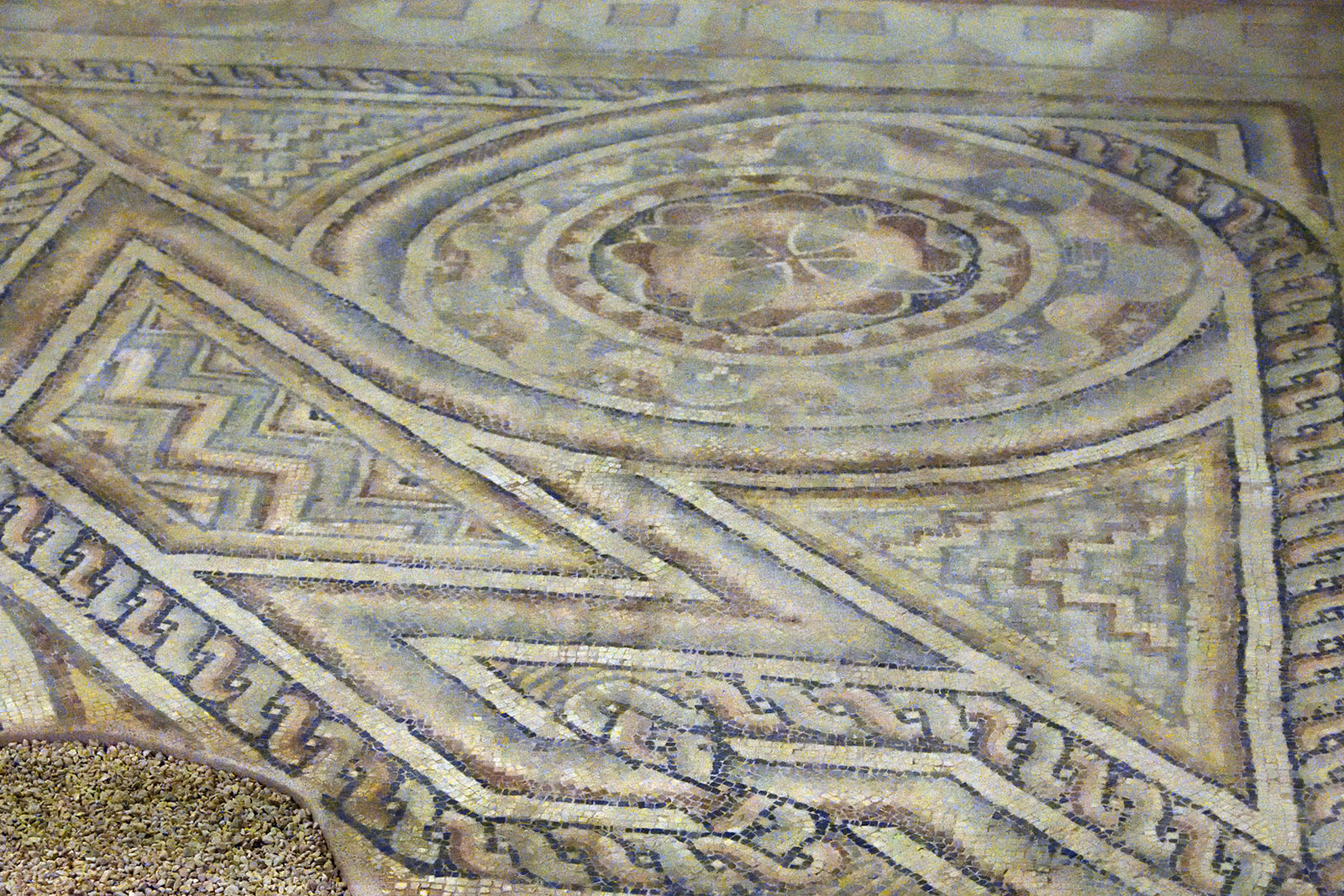 Gaziantep Zeugma museum Menderes mosaic sept 2019 4202.jpg