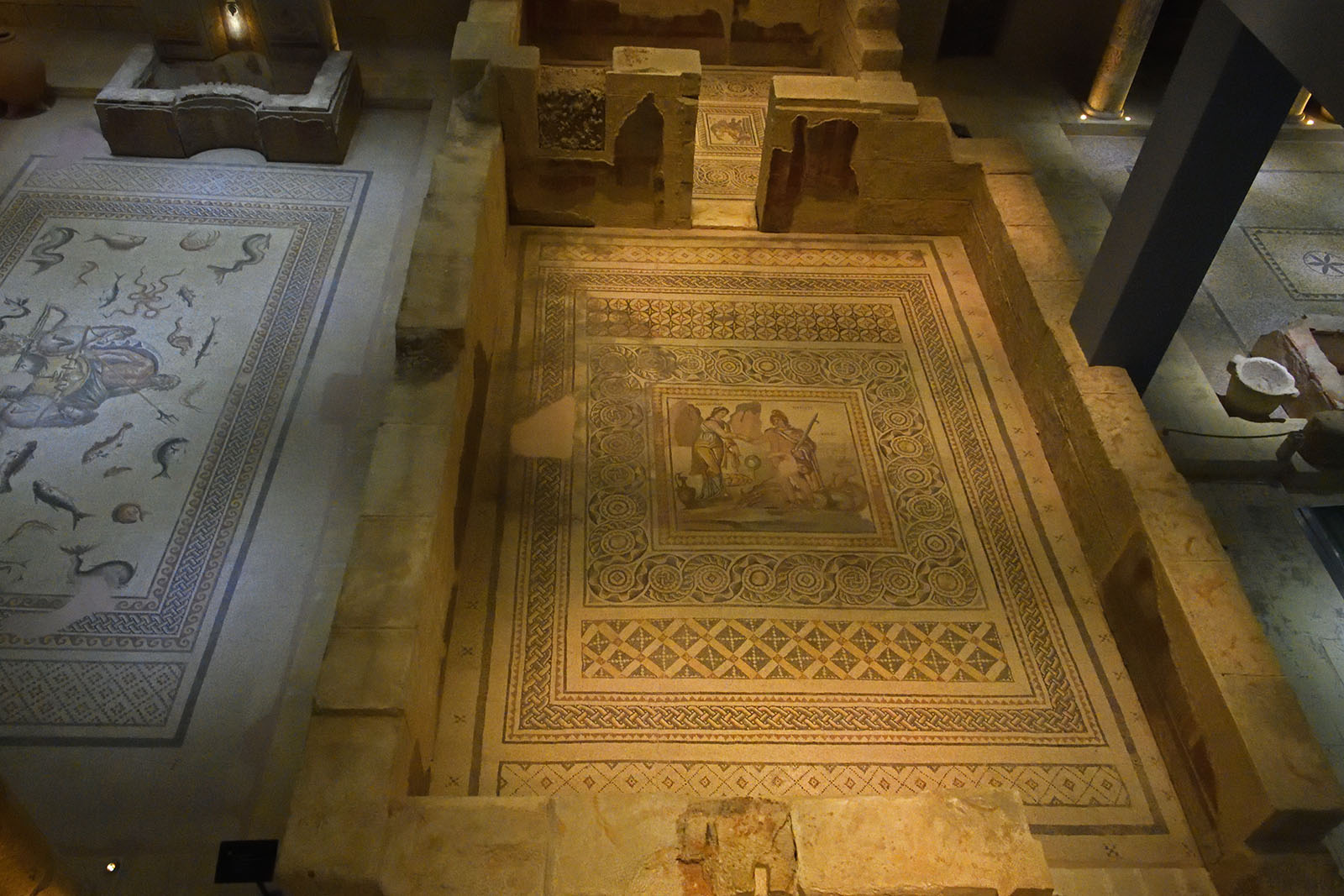 Gaziantep Zeugma museum General view sept 2019 4135.jpg