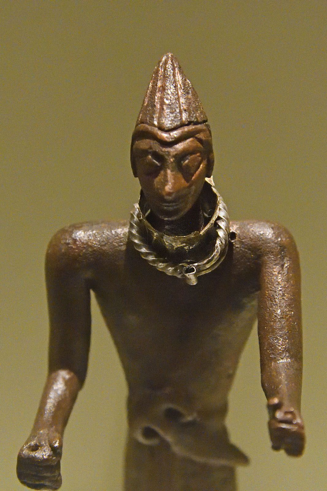 Gaziantep Archaeology museum Man Statuette sept 2019 4343.jpg
