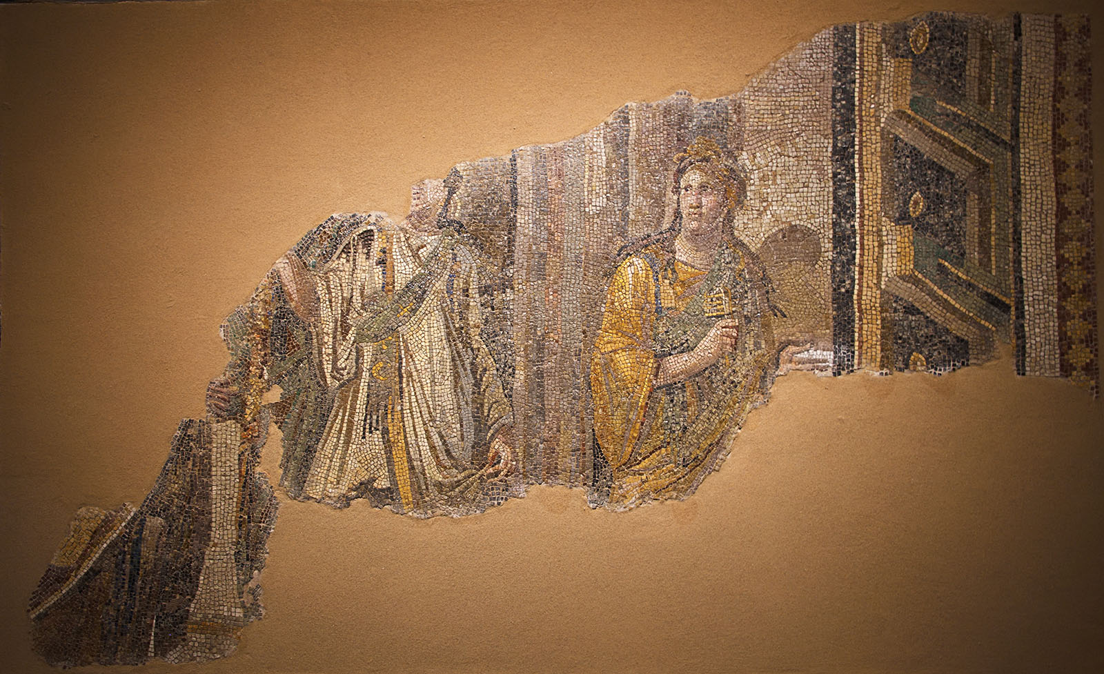 Antakya Archaeology Museum Isis mosaic sept 2019 6174.jpg