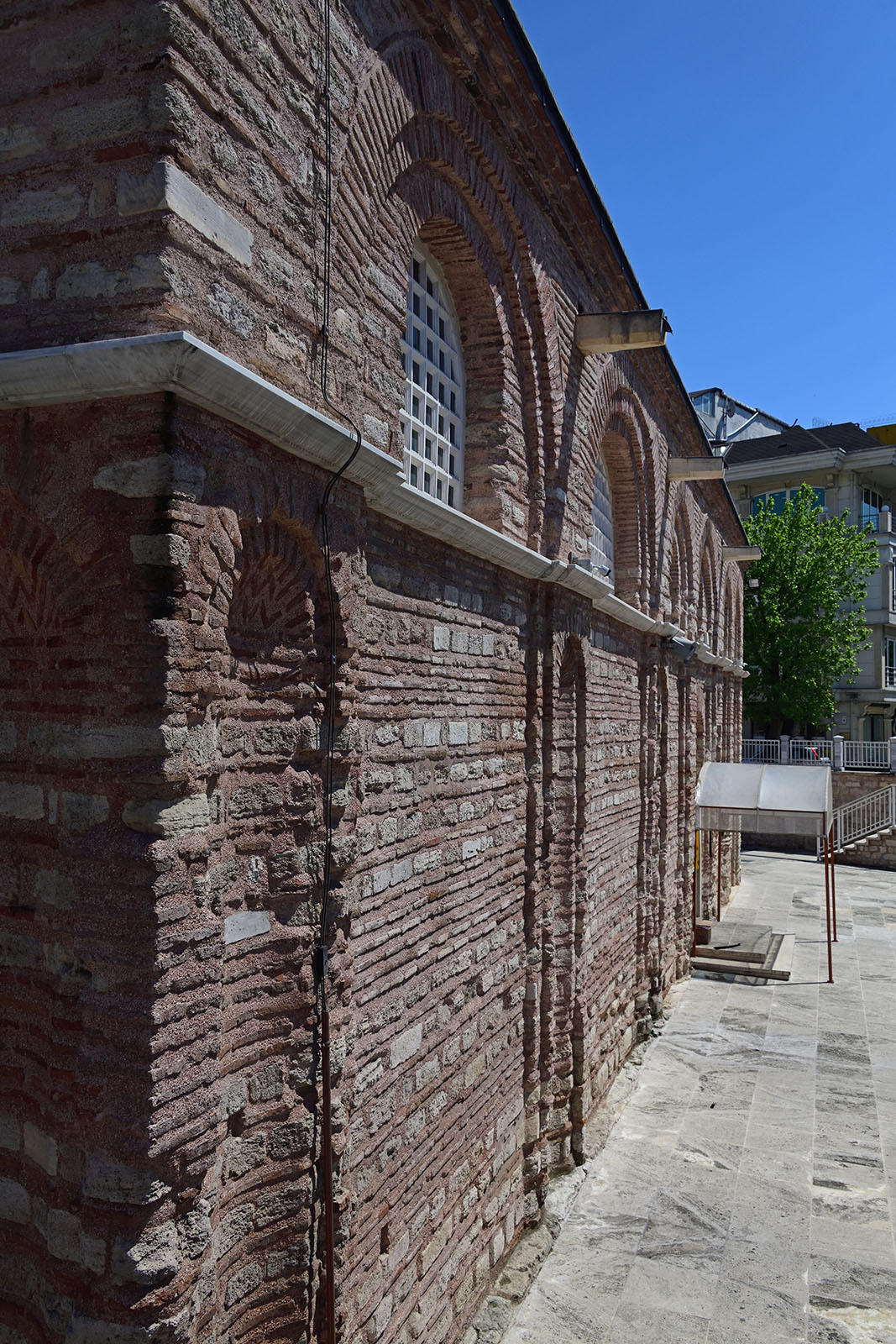 Istanbul Fenari Isa Mosque exterior west side 4535.jpg