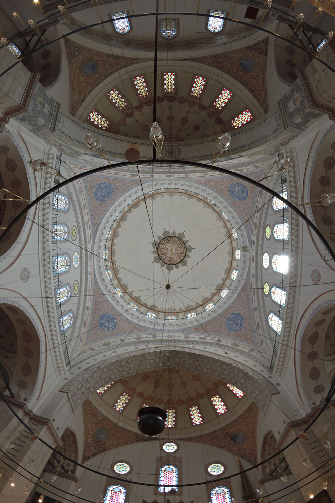 Istanbul Beyazit II mosque interior 0636.jpg
