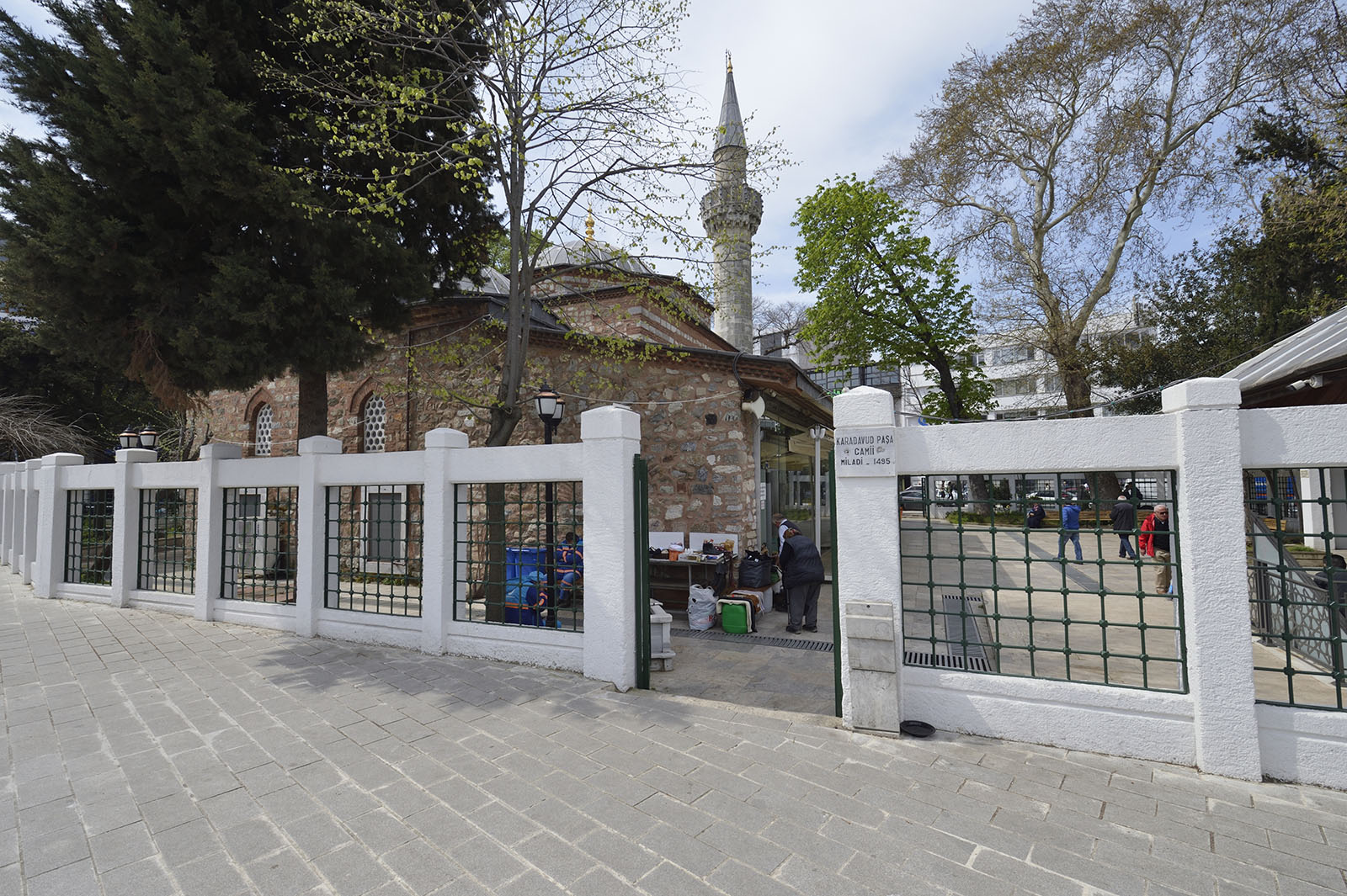 Istanbul Karadavud Pasha Mosque 0510.jpg