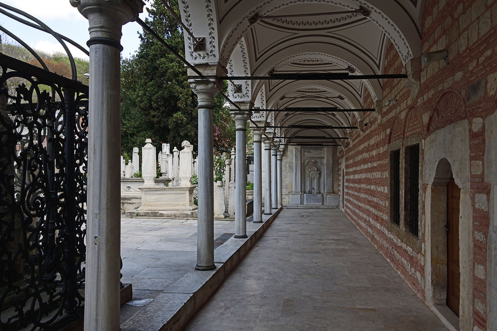 Istanbul Eyp Mihrişah Sultan complex Mausoleum view through the portico of the mektep 3905.jpg