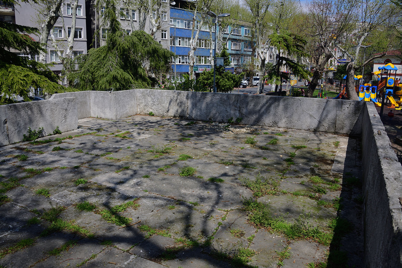 Istanbul Esma Sultan Namazgah eşmesi 3869.jpg