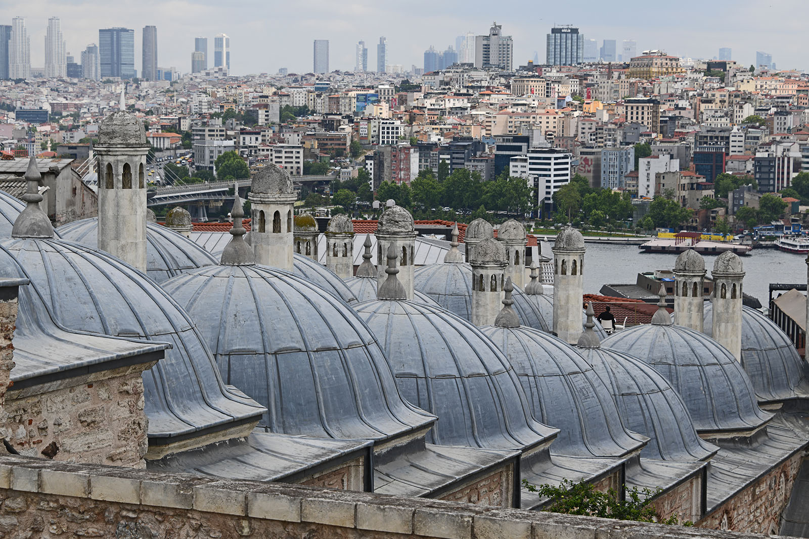 Sleyman Mosque garden View along medrese in 2024 5553.jpg