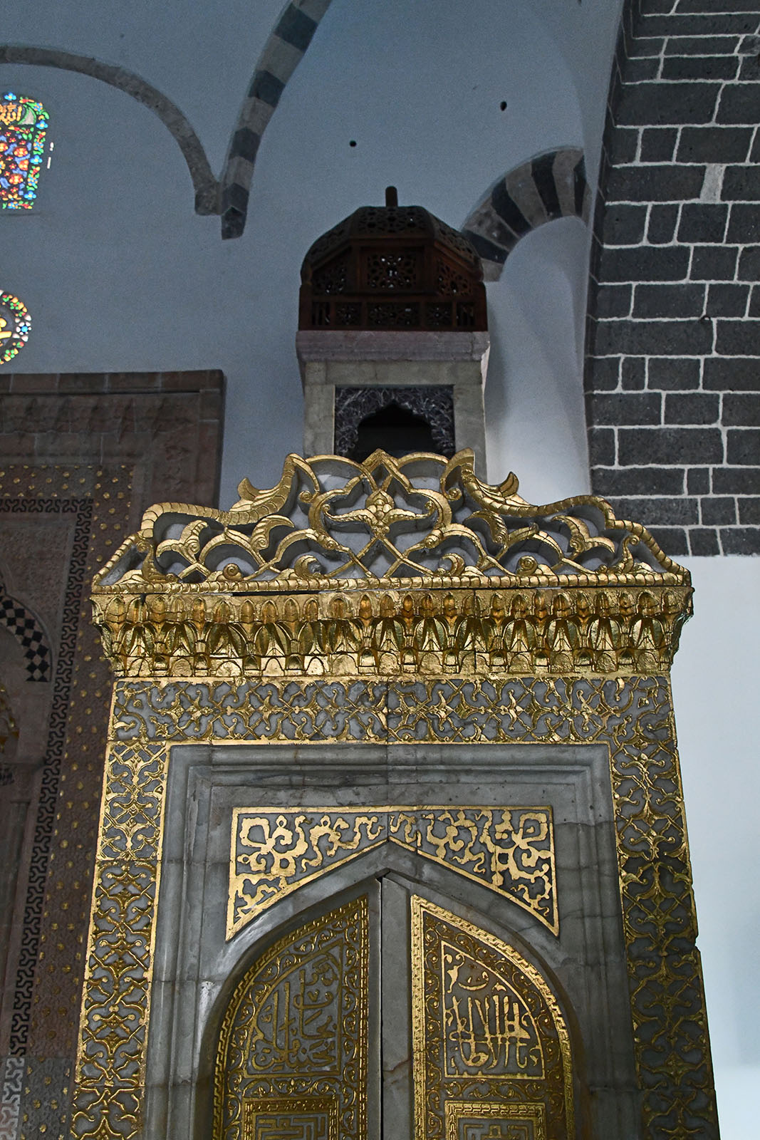 Diyarbakır Fatih Pasha Mosque Interior Minbar 2024 6929.jpg