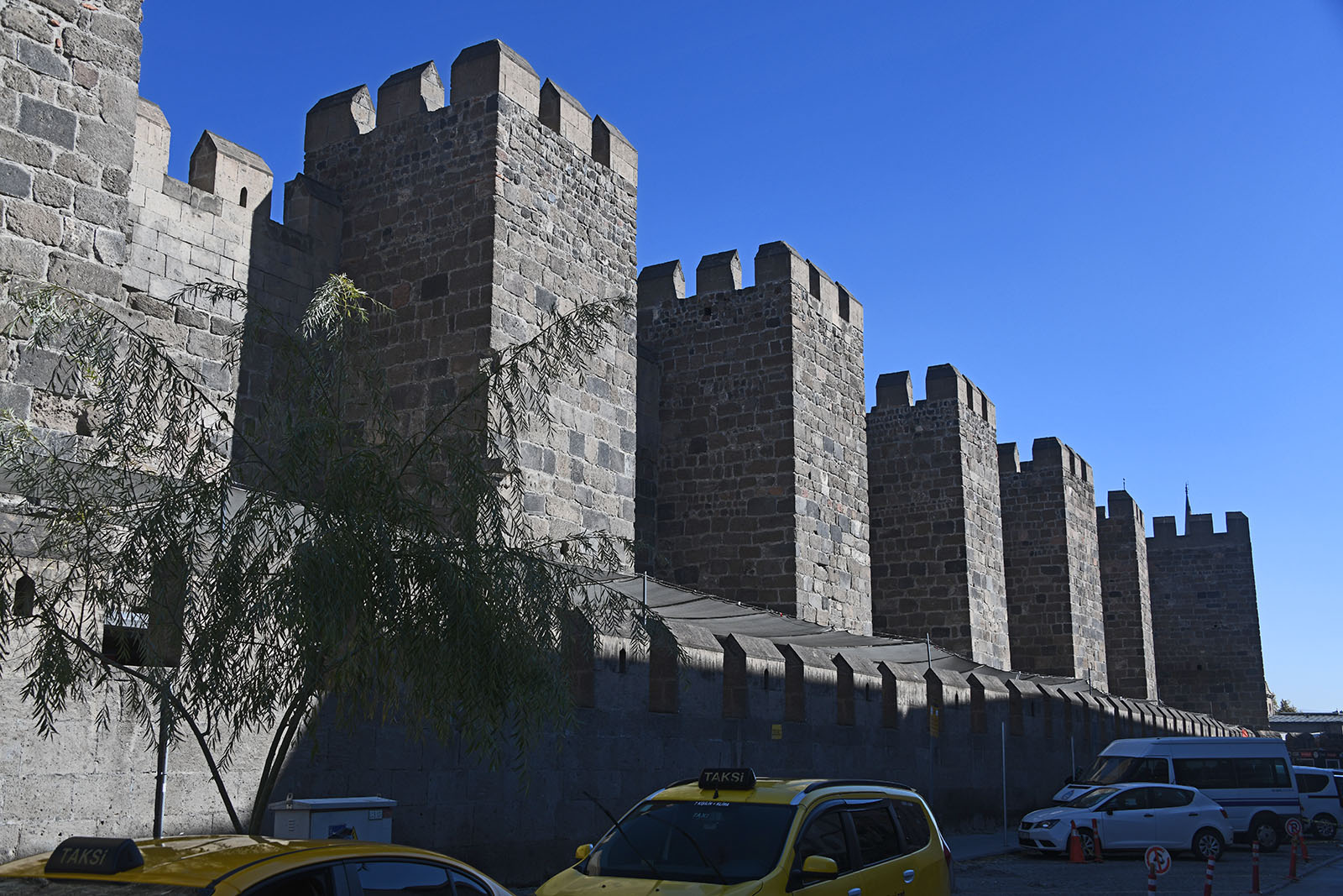 Kayseri Fortress Exterior South side in 2024 8236.jpg