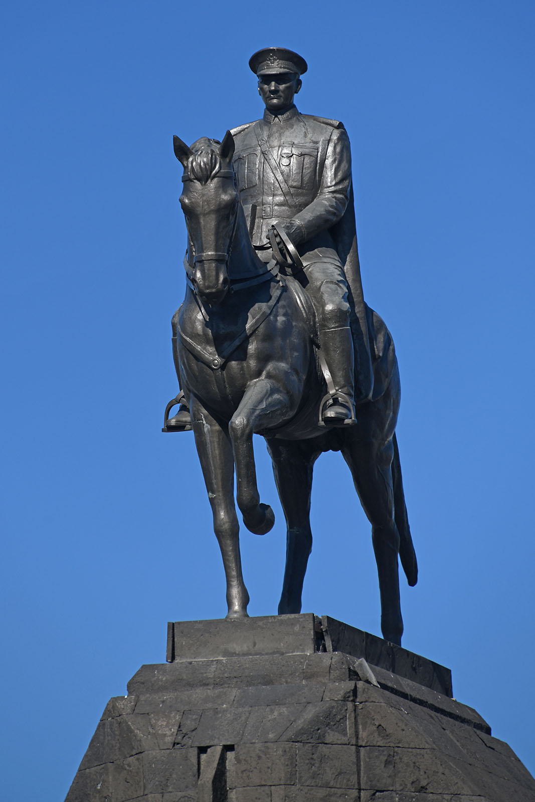 Kayseri Atatrk equestrian statue in 2024 8242.jpg