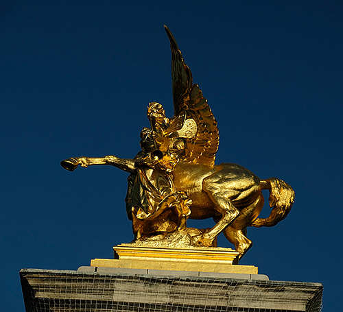 Golden Sculpture on The Alexander III bridge 