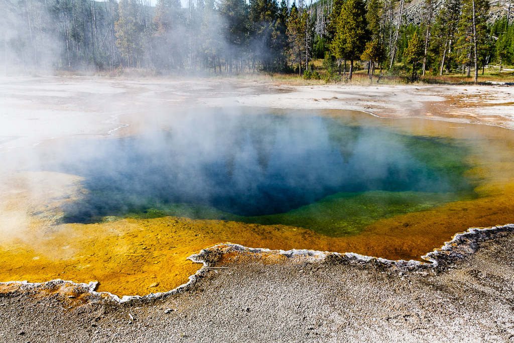 Morning Glory Hot Spring