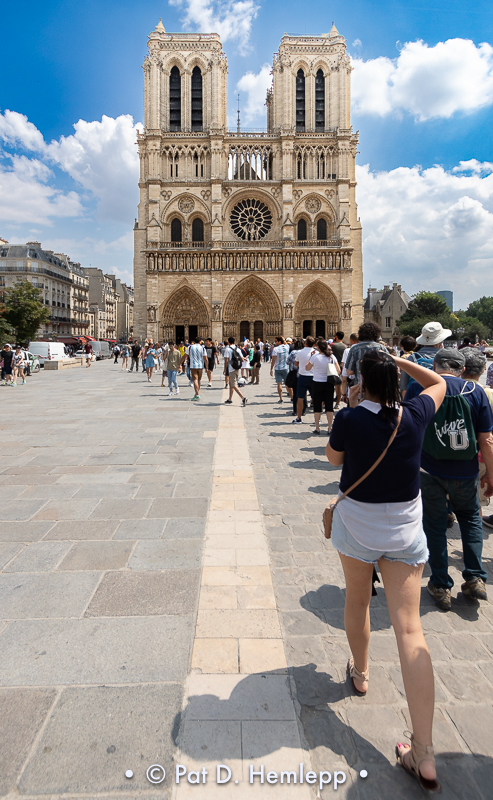 Line outside Notre-Dame