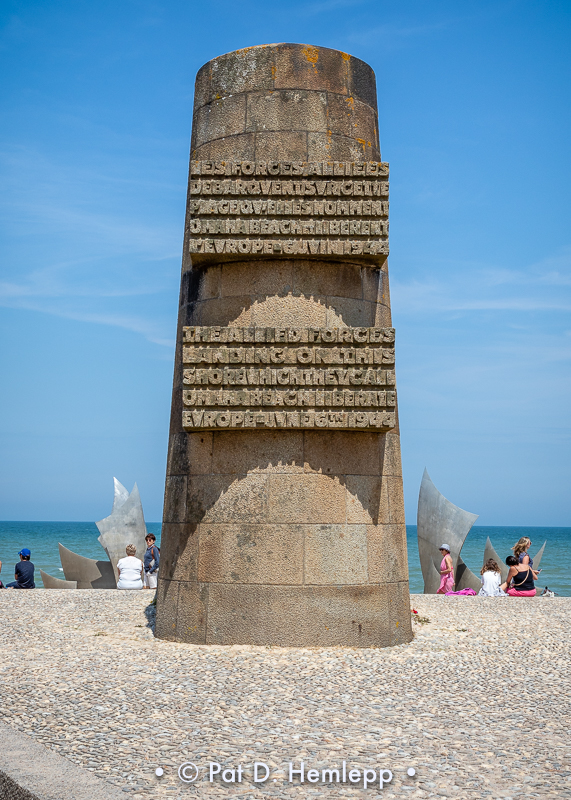 Signal monument