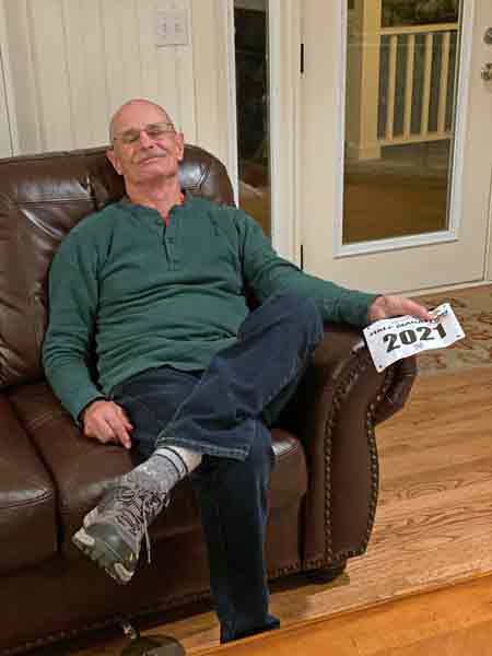 13 Arnie contemplates the pain of tomorrow's Kiawah Marathon i0212