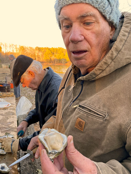 01-27 Steve is always happy when he is eating oysters i5321