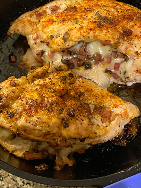 02-05 Another variation on stuffed chicken breasts i5449