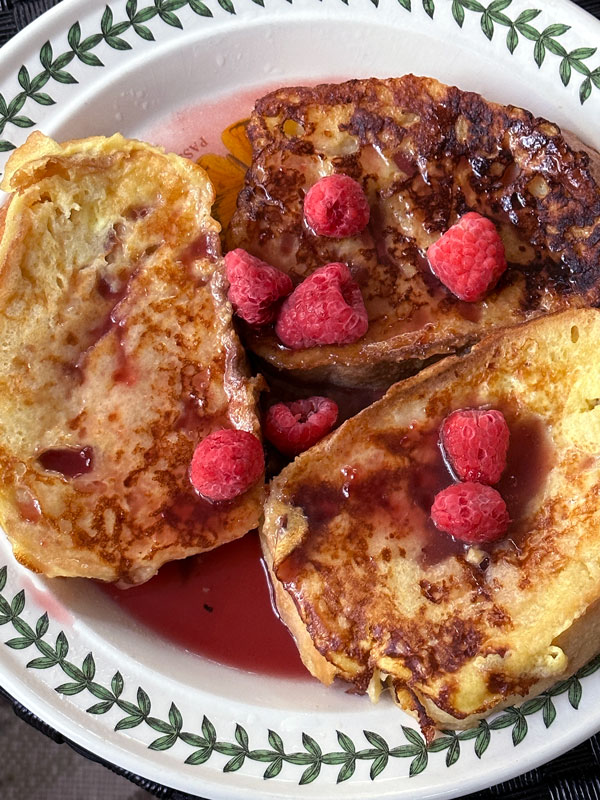 11-09 French toast with raspberry syrup i3208