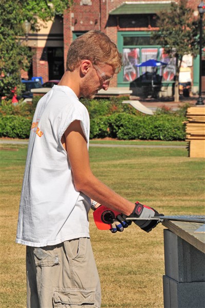 Student volunteer HH16 6837