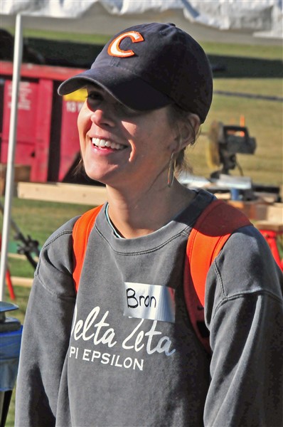 Student volunteer HH16 7213