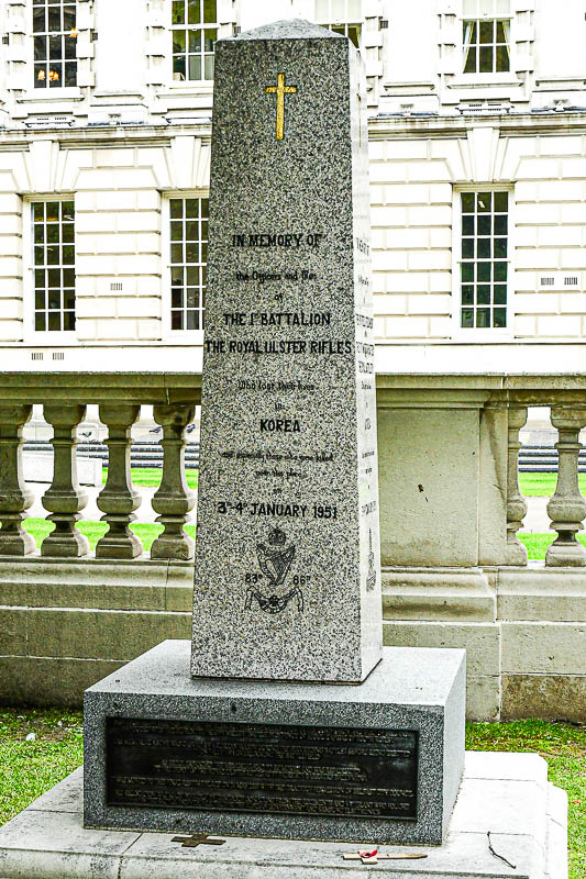 06 13 Memorial to Irish soilders killed in the Korean 'conflict' t5127