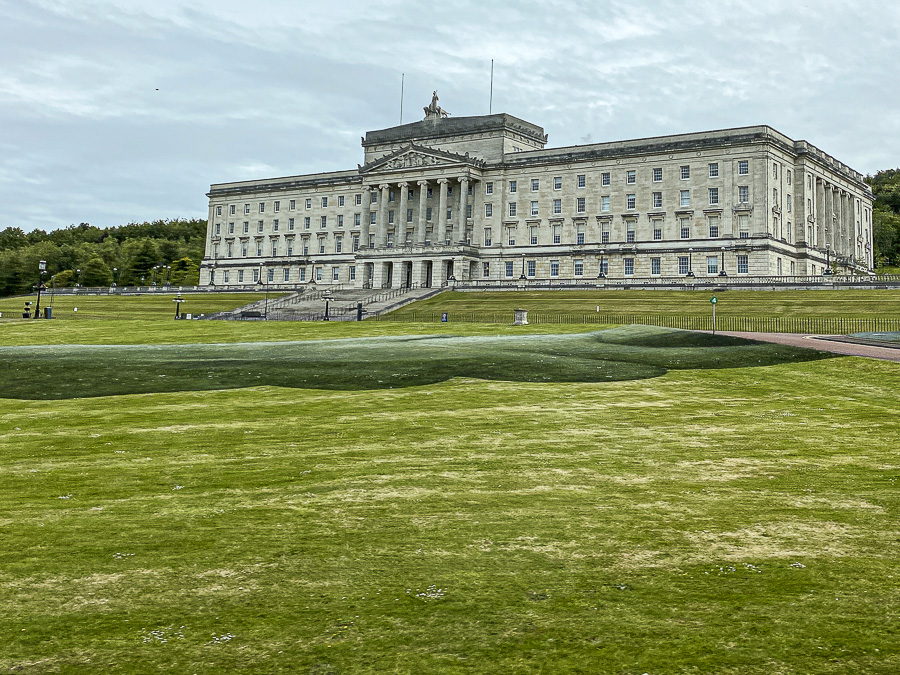 06 14 Northern Ireland Assemby Parliament buildings on Stormont Estate i0897