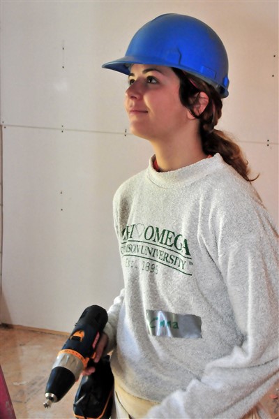 Student volunteer HH16 7356