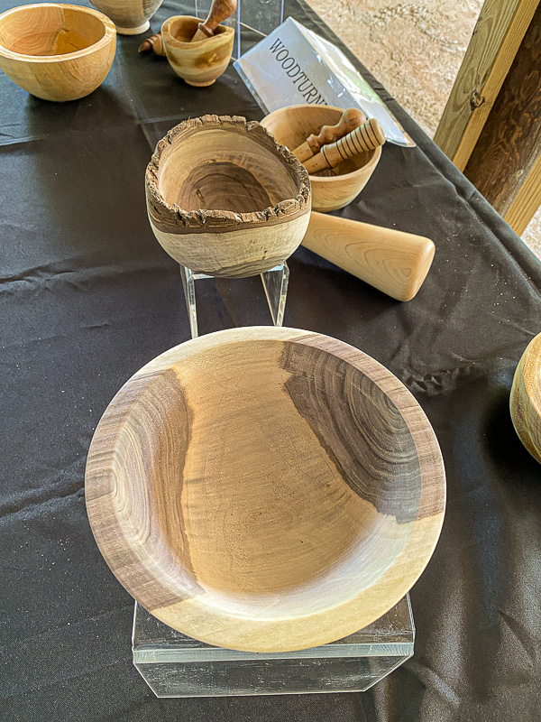 07 01 Wood turning i1556