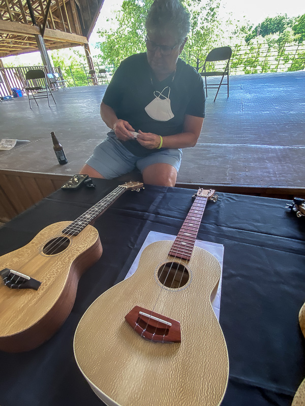 07 01 Instrument making i1570
