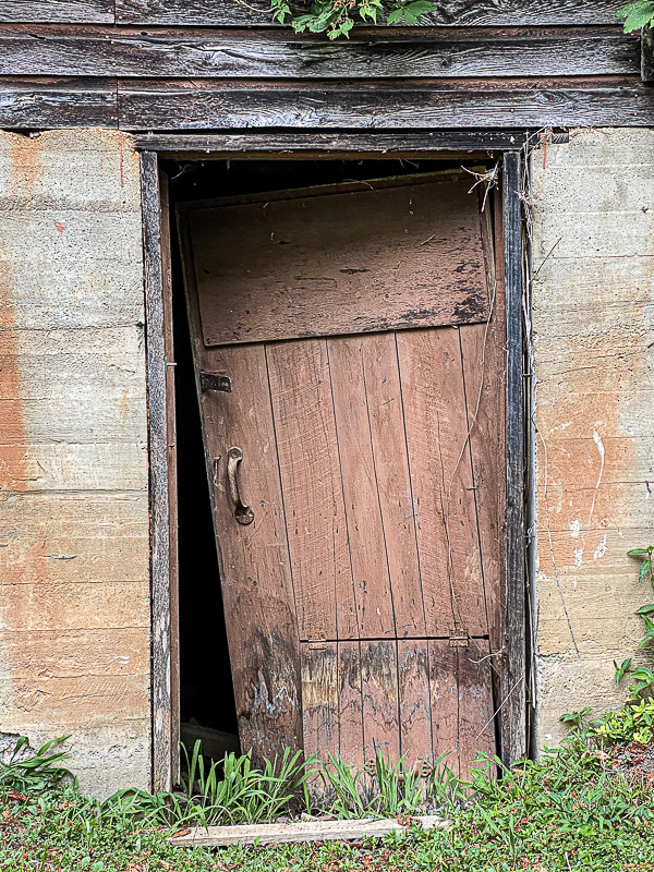 07 01 When is a door not a door? i1628