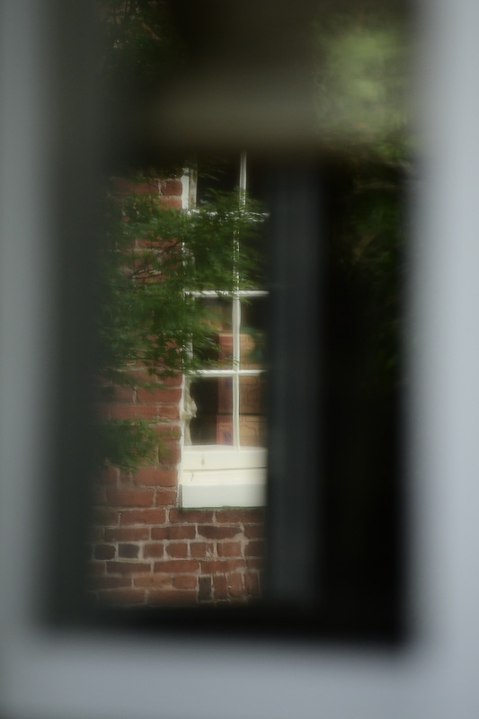 09 01 Through windows 9365