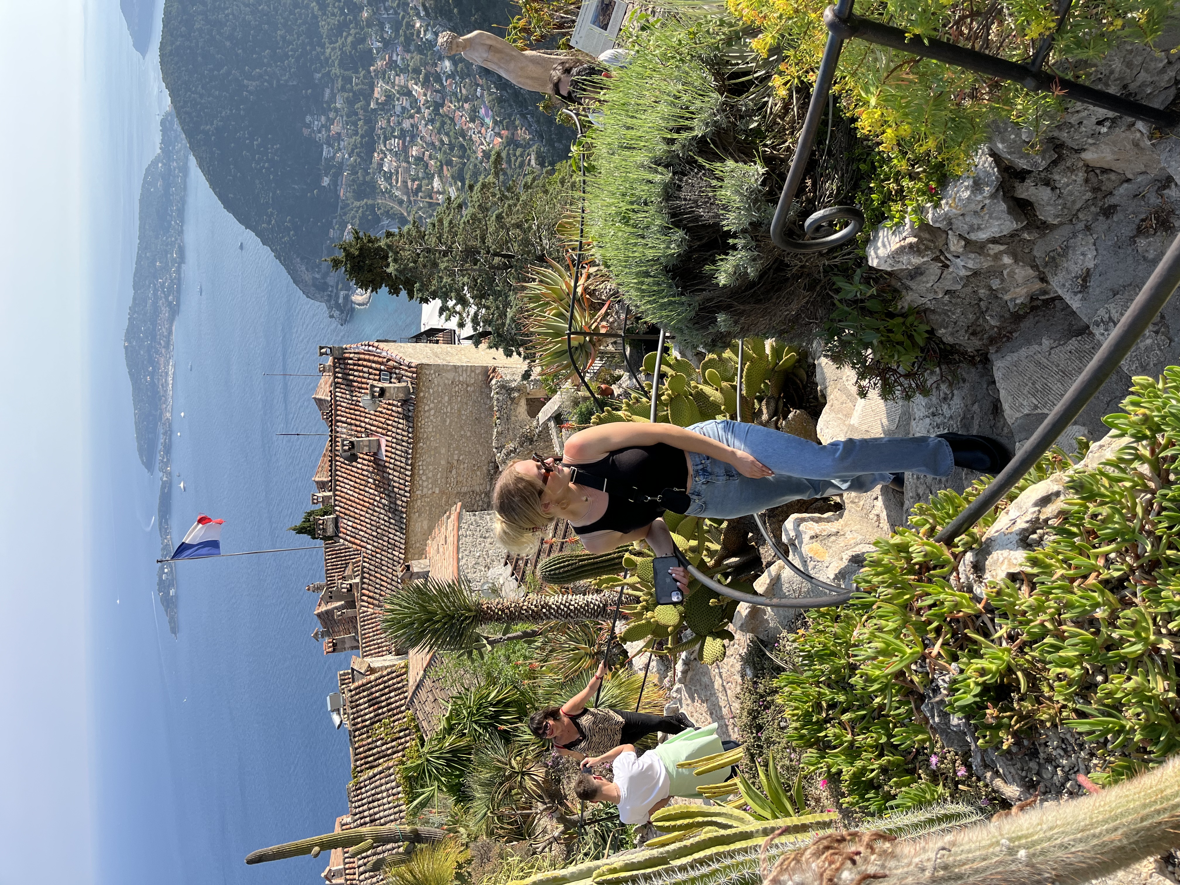 Eze