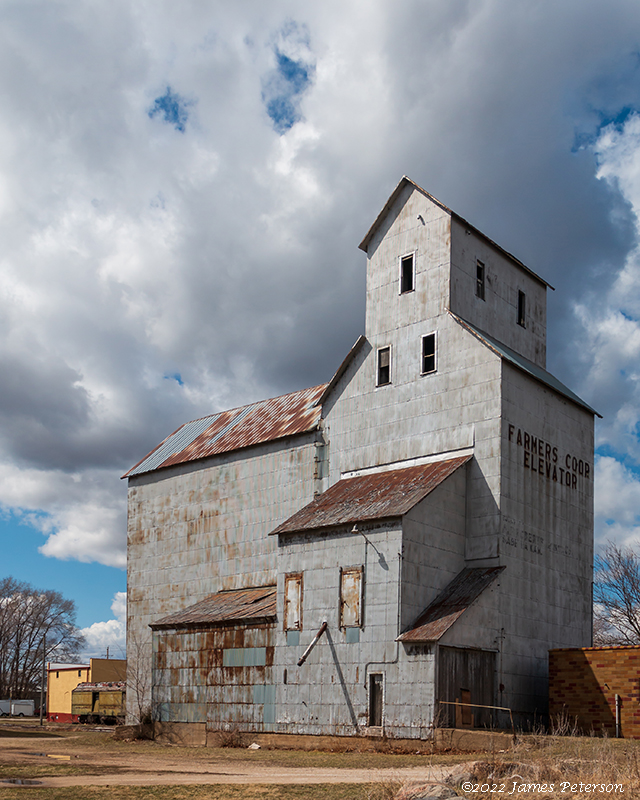 Farmers Coop Elevator (5774)