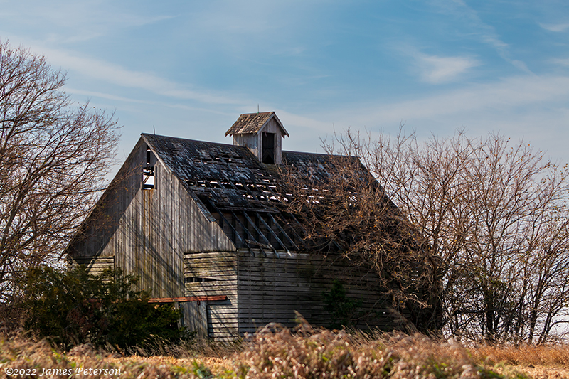Weathered Barn (12,822)