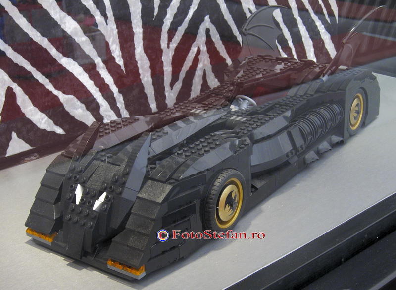batmobile_lego.JPG