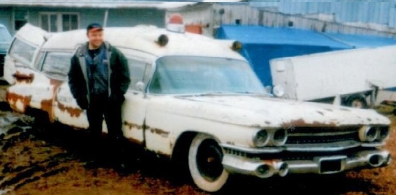 1959 Cadillac Miller Meteor Hightop ambulance /sold
