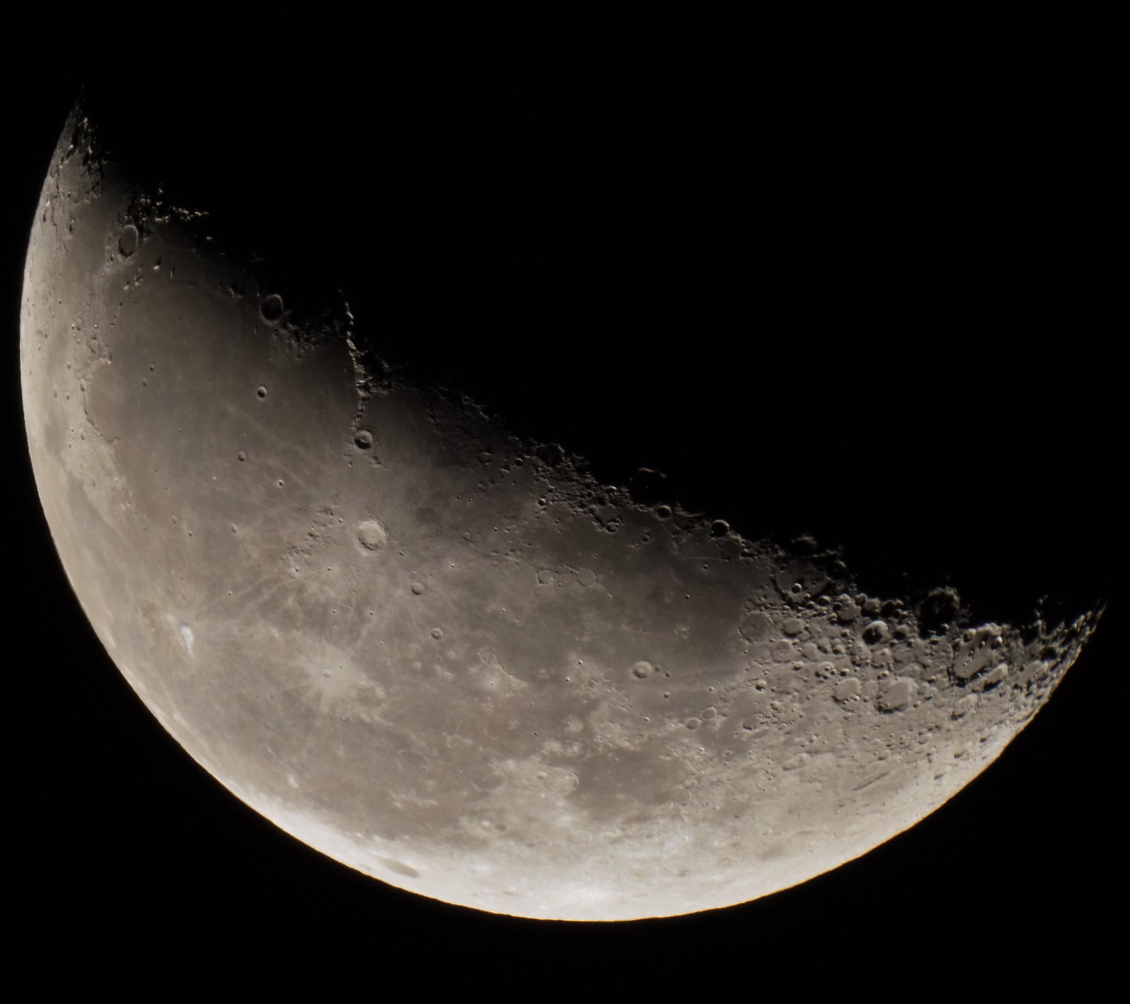 Moon 4 inch Orion Maksutov.png