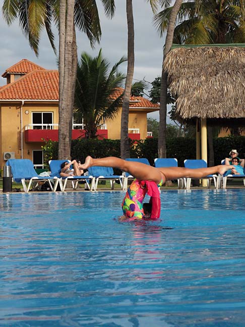 AquaticBallet_C241490