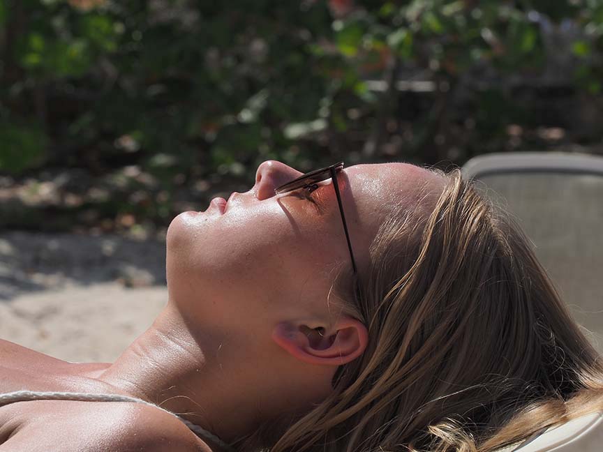 Suntan 3116440.JPG