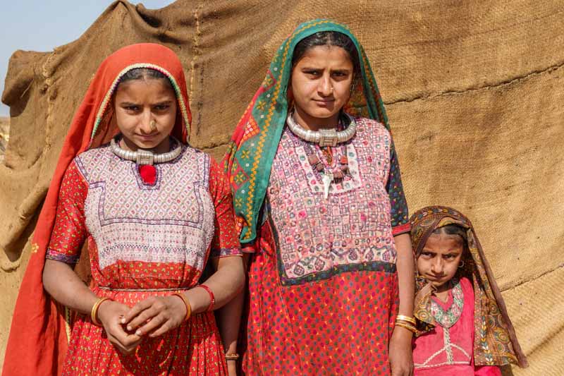 Jath Dhanetah Women