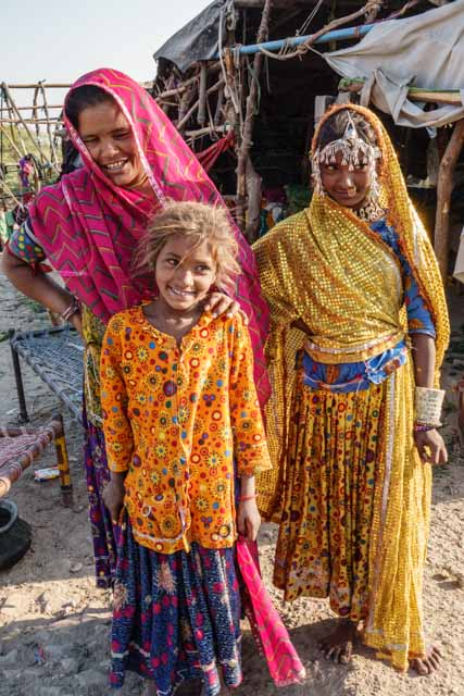Mir Mother with Her Daughters