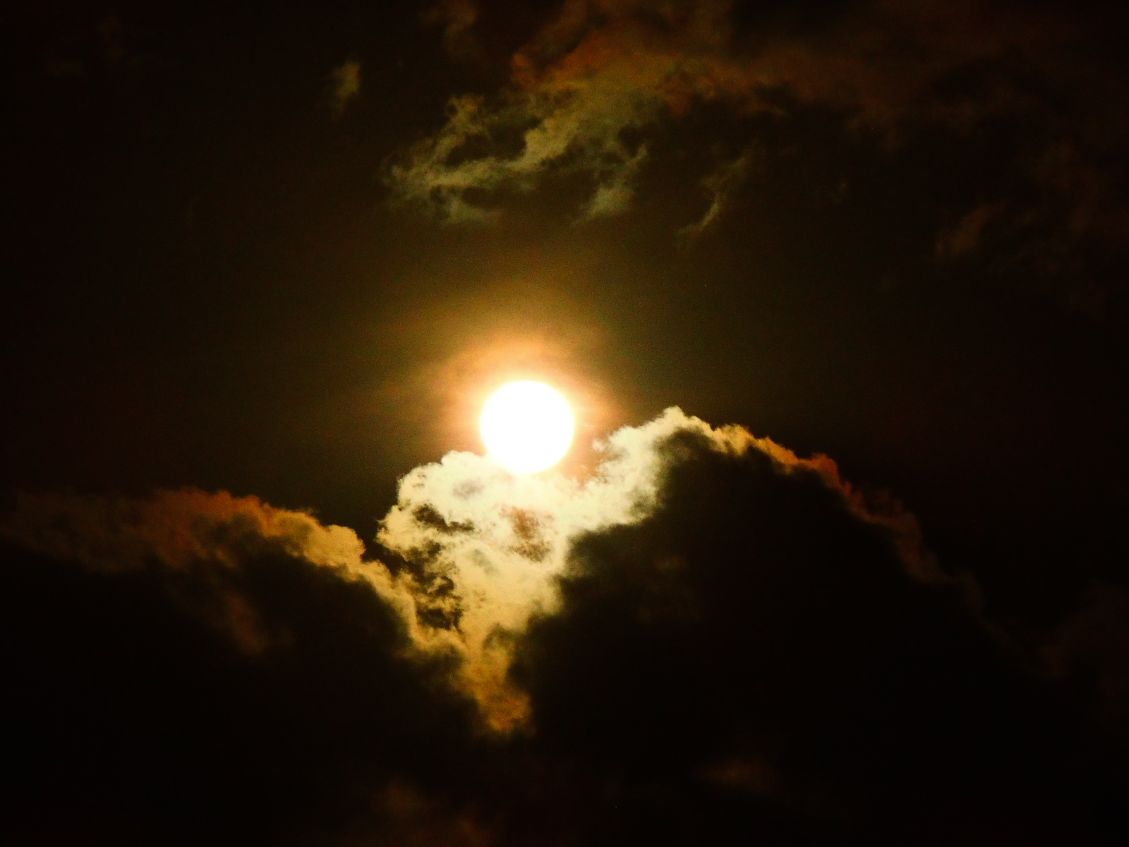 2021-03-28 Full Worm Moon Halo