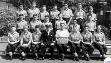 1961, JUNE - COLIN KING, EXMOUTH, 332 CLASS, DO LT. WHEATLEY, INSTR. RS EDWARDS, I AM FRONT ROW LEFT, DAVE DOWNEY NEXT TO ME, PL