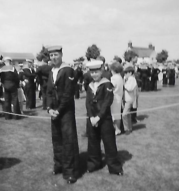 1965 - IAN PHILLIPS, MYSELF WITH ROB WORGAN ON OPEN DAY..jpg