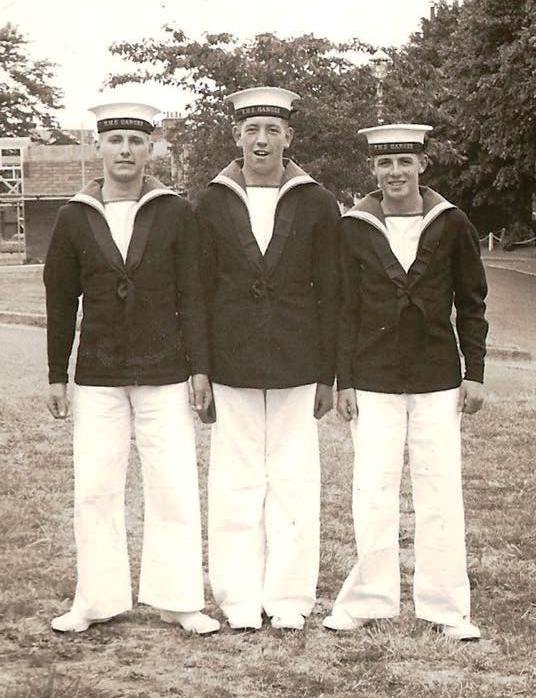 MIKE DISKETT - 1962, PART OF MAST MANNING PARTY, I AM IN THE MIDDLE..jpg