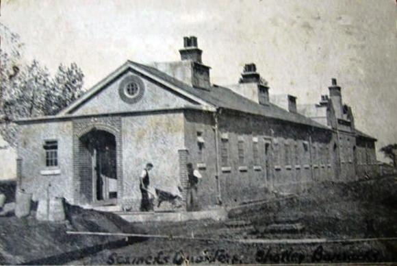 UNDATED - SHOWING THE SCIENCE QUARTERS BEING BUILT WHICH POSSIBLY LATER BECAME THE ADMIN BLOCK..jpg